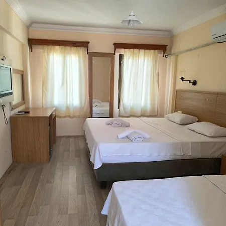 The Mood Hotel 3*